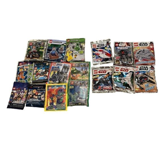 Lego 17 total includes poly bags, foil, paper,mini figs see details in pictures - Picture 12 of 15